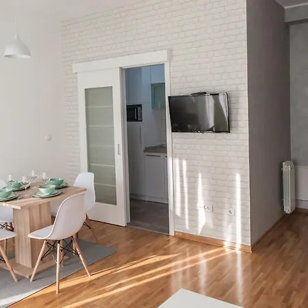 Ada Apartment *